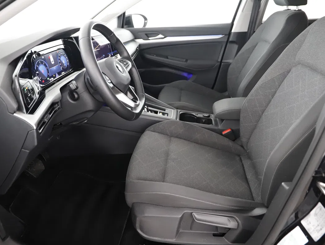 Bild eines VW Golf VIII Variant 2.0 TDI Life