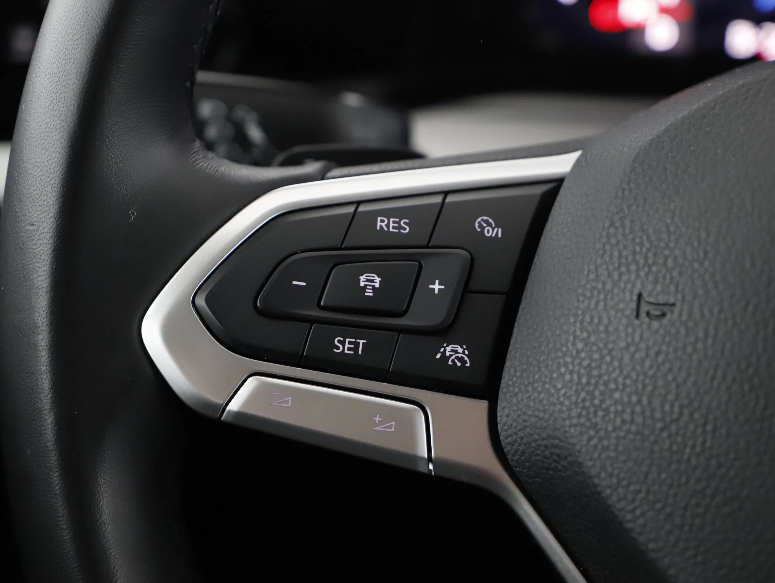 VW Golf VIII Variant 2.0 TDI Life | Bild 11 von 21