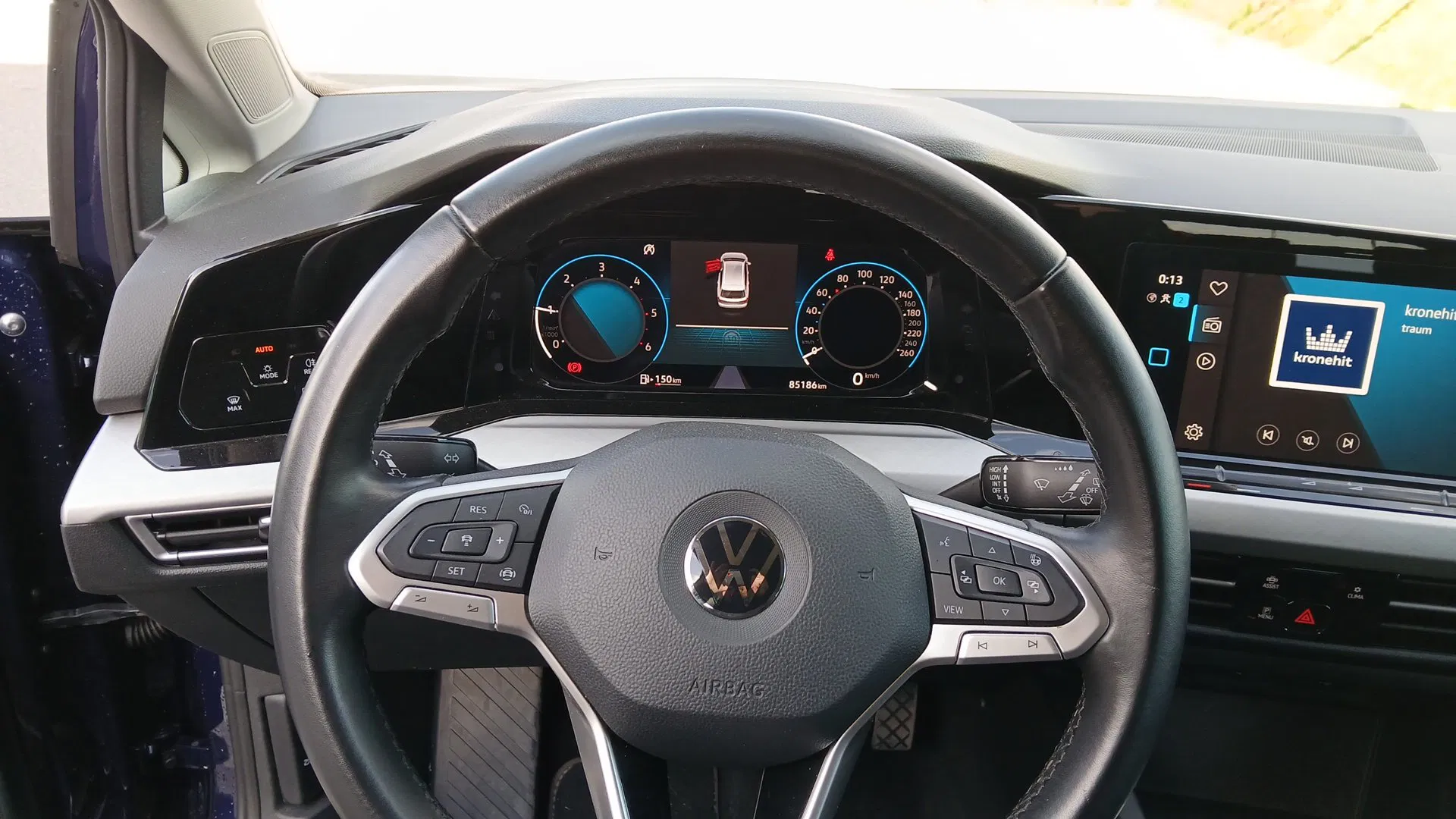 VW Golf VIII Variant 2.0 TDI Life | Bild 10 von 22