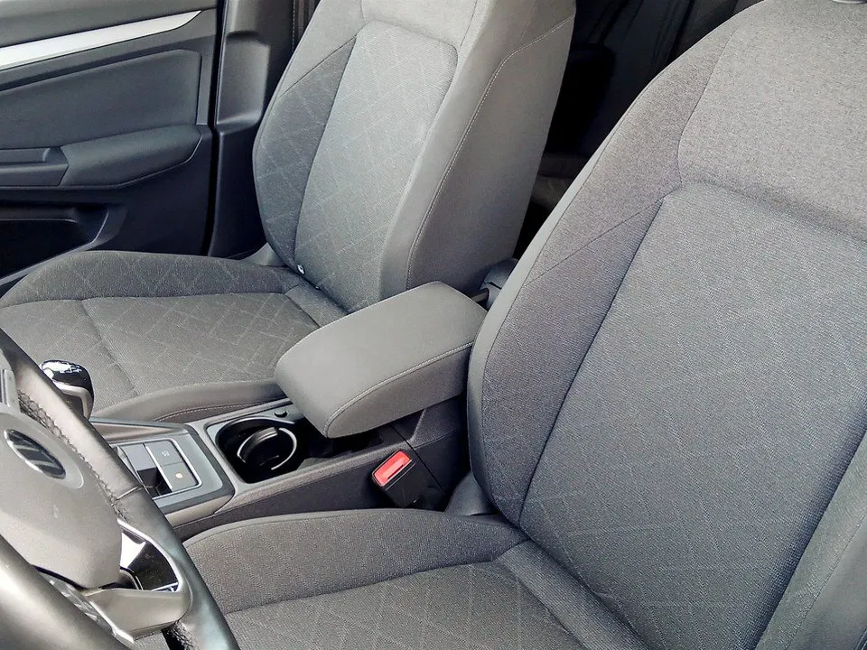 VW Golf VIII Variant 2.0 TDI Life | Bild 12 von 22