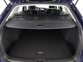 VW Golf VIII Variant 2.0 TDI Life | Thumbnail 2 von 20