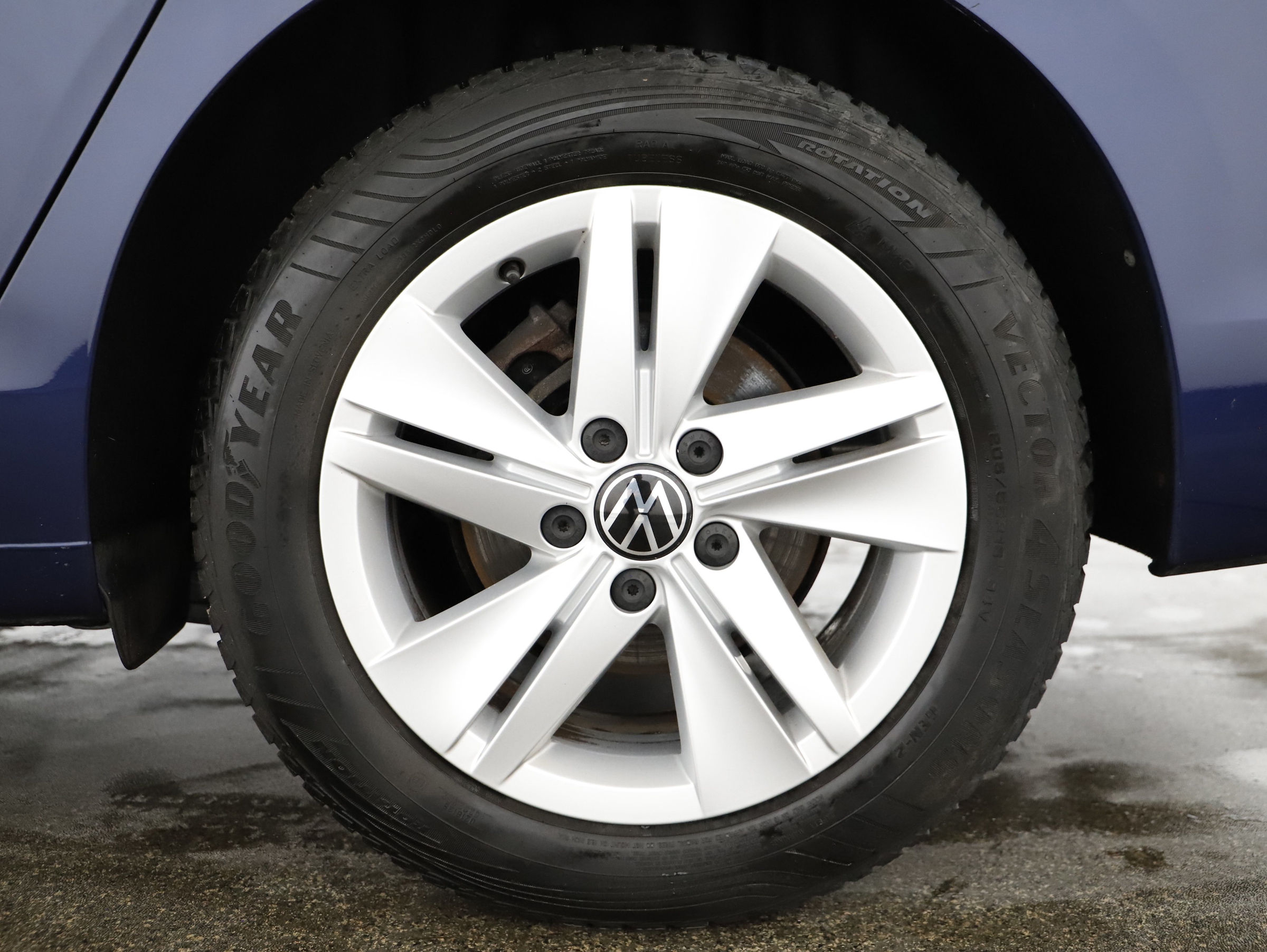 VW Golf VIII Variant 2.0 TDI Life | Bild 3 von 20