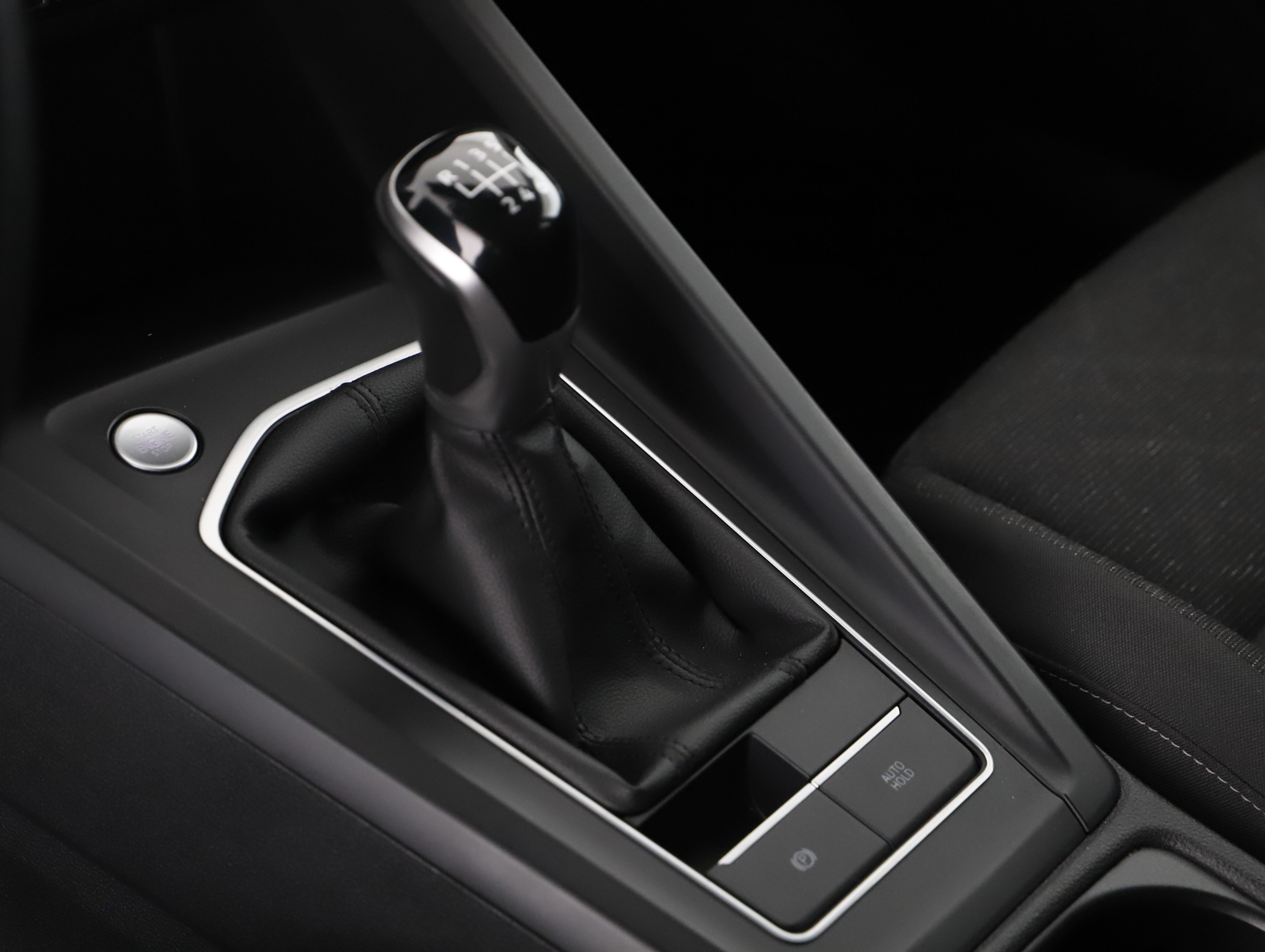 VW Golf VIII Variant 2.0 TDI Life | Bild 7 von 20