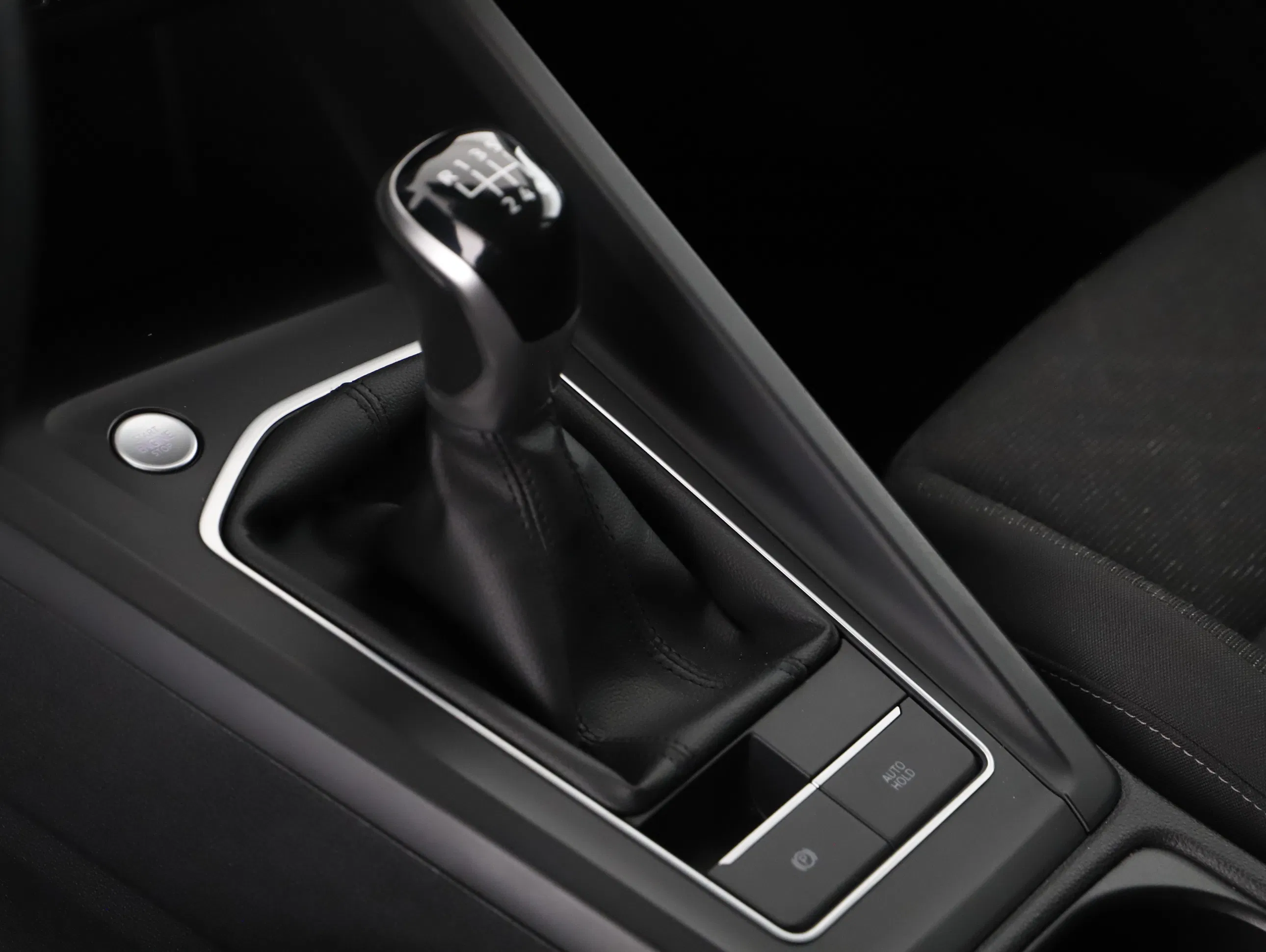 VW Golf VIII Variant 2.0 TDI Life | Bild 7 von 20
