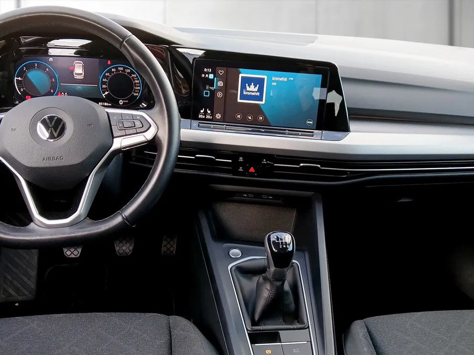 VW Golf VIII Variant 2.0 TDI Life | Bild 9 von 22