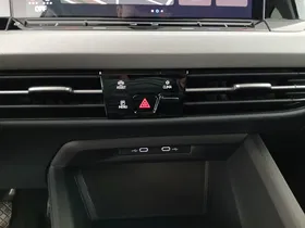 VW Golf VIII Variant 2.0 TDI Life | Thumbnail 14 von 21