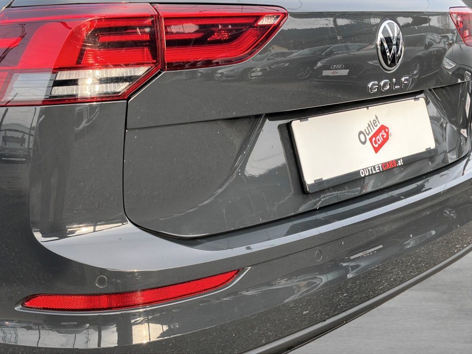 VW Golf VIII Variant 2.0 TDI Life DSG | Thumbnail 13 von 19