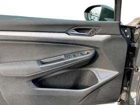 VW Golf VIII Variant 2.0 TDI Life DSG | Thumbnail 14 von 19