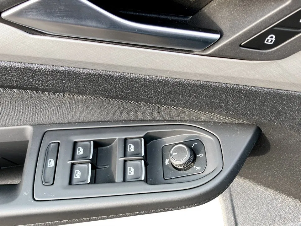 VW Golf VIII Variant 2.0 TDI Life DSG | Bild 15 von 19