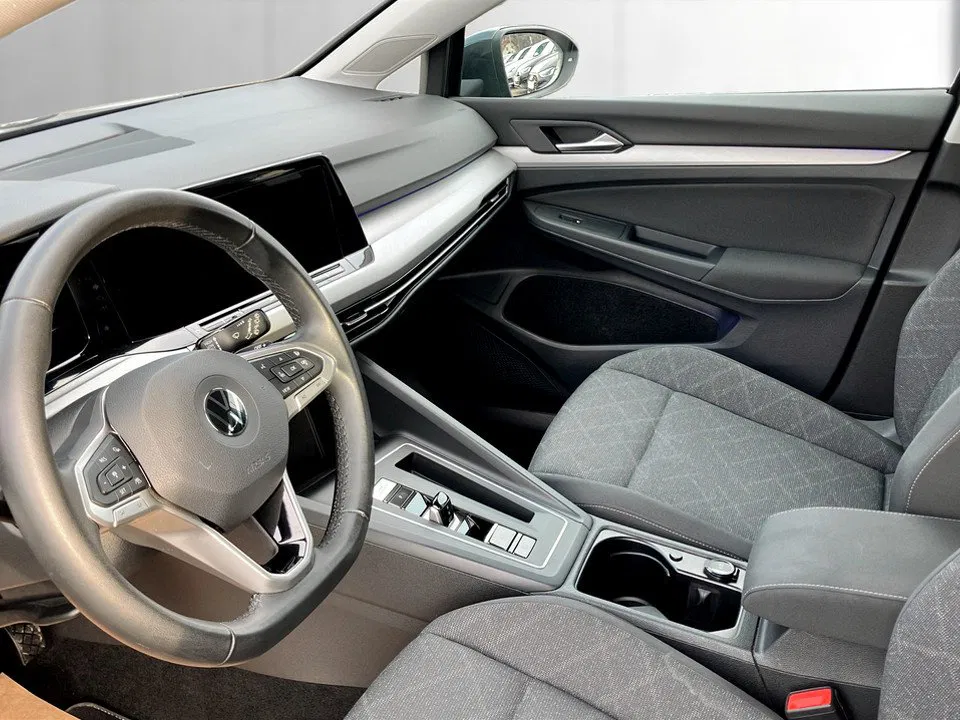 VW Golf VIII Variant 2.0 TDI Life DSG | Bild 10 von 20