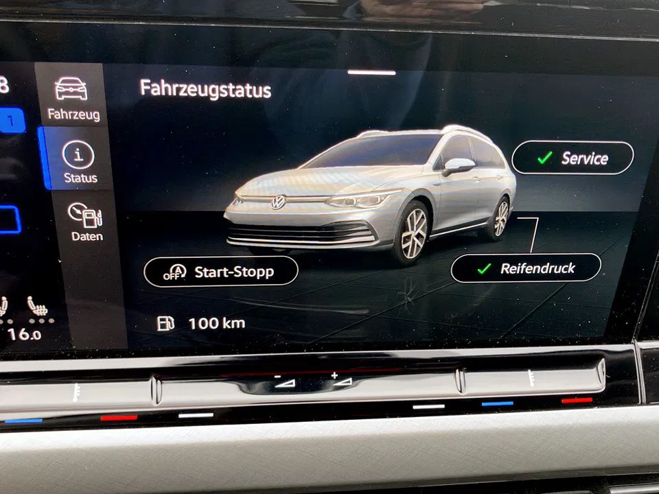 VW Golf VIII Variant 2.0 TDI Life DSG | Bild 8 von 19