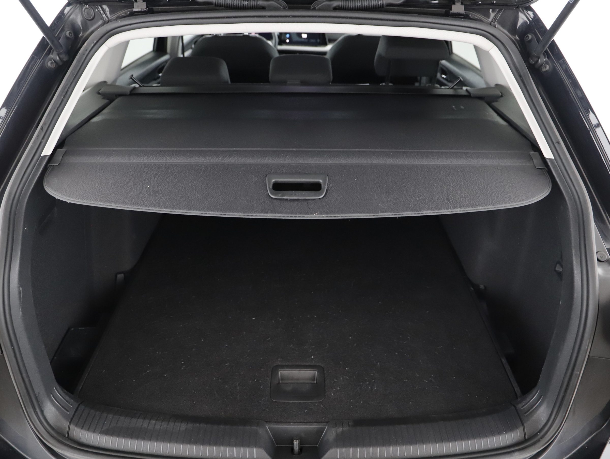 VW Golf VIII Variant 2.0 TDI Life | Bild 2 von 22