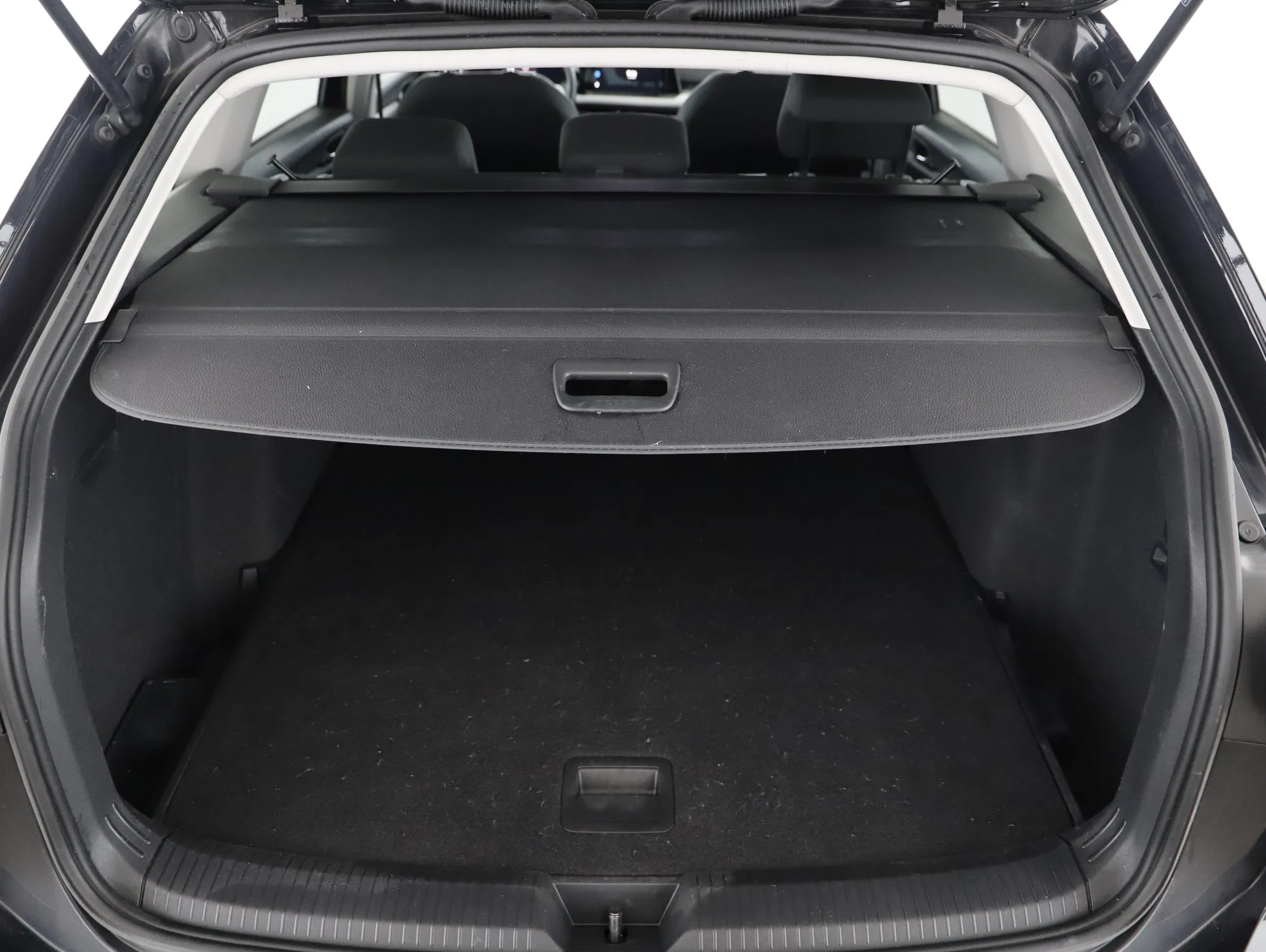 VW Golf VIII Variant 2.0 TDI Life | Bild 2 von 22