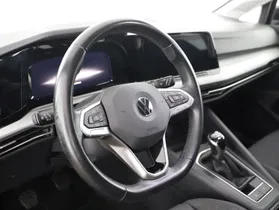 VW Golf VIII Variant 2.0 TDI Life | Thumbnail 8 von 22