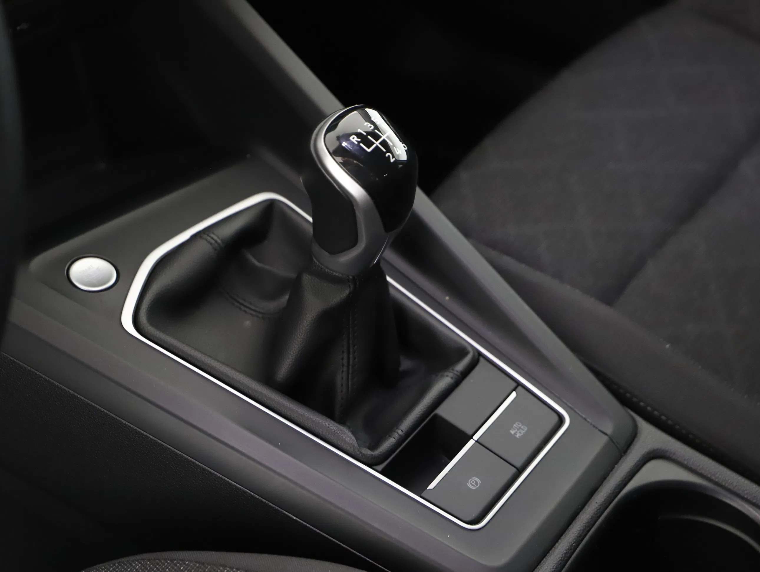 VW Golf VIII Variant 2.0 TDI Life | Bild 9 von 22
