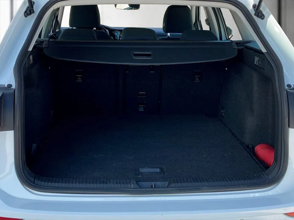 VW Golf VIII Var. 2.0 TDI Life DSG | Bild 20 von 21