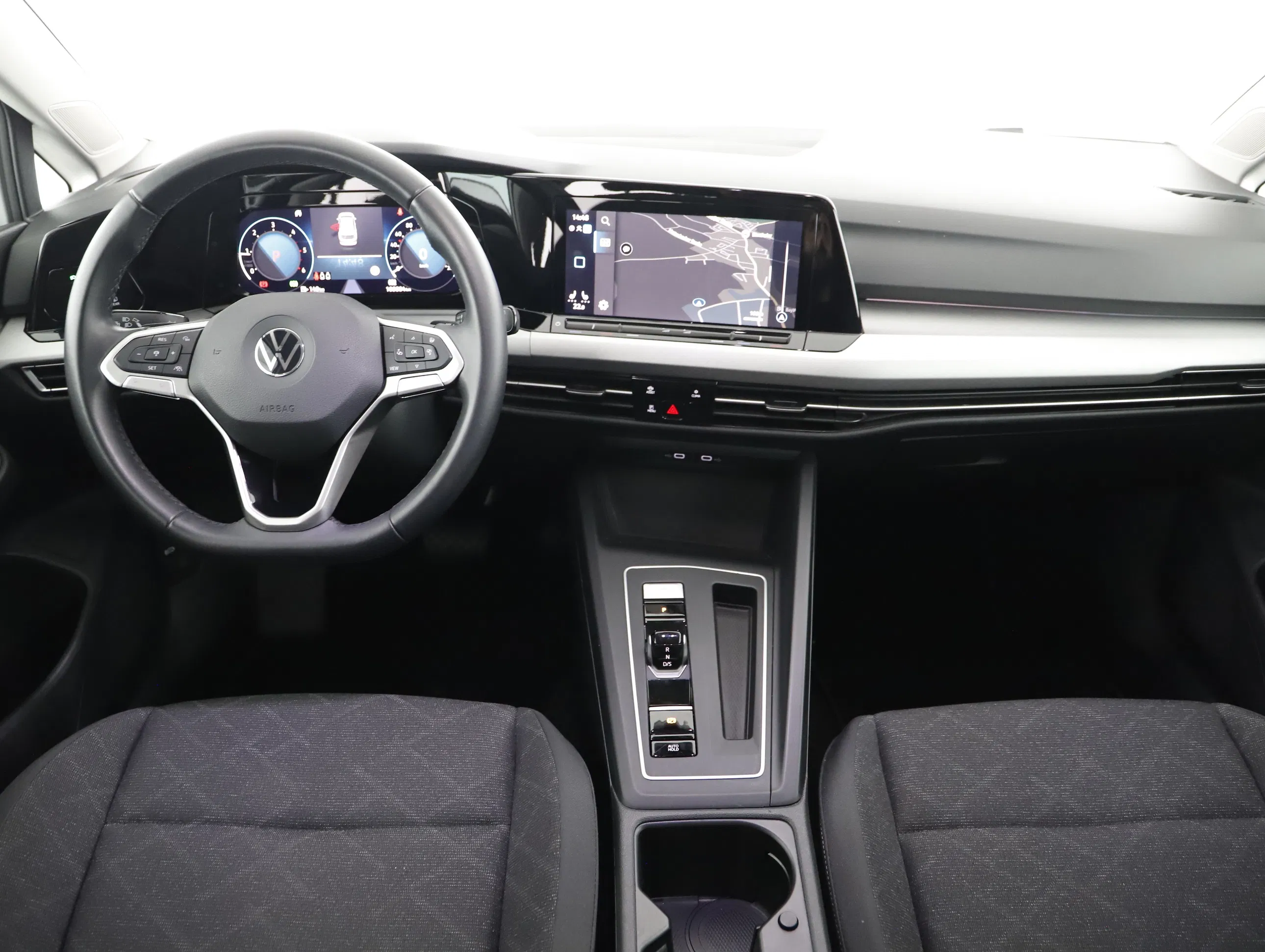 VW Golf VIII Var. 2.0 TDI Life DSG | Bild 15 von 19