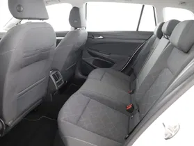 VW Golf VIII Var. 2.0 TDI Life DSG | Thumbnail 19 von 19