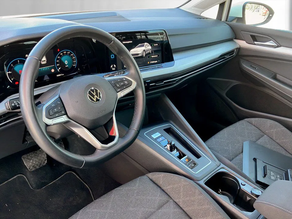 VW Golf VIII Var. 2.0 TDI Life DSG | Bild 7 von 21