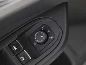 VW Golf VIII Var. 2.0 TDI Life DSG | Thumbnail 7 von 19
