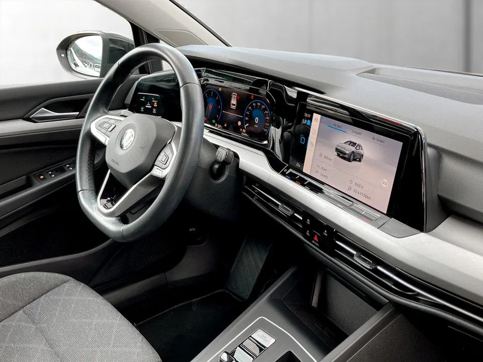 VW Golf VIII Var. 2.0 TDI Life DSG | Bild 10 von 24