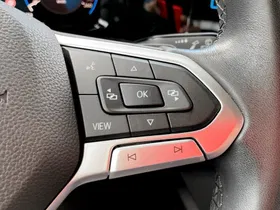 VW Golf VIII Var. 2.0 TDI Life DSG | Thumbnail 14 von 24