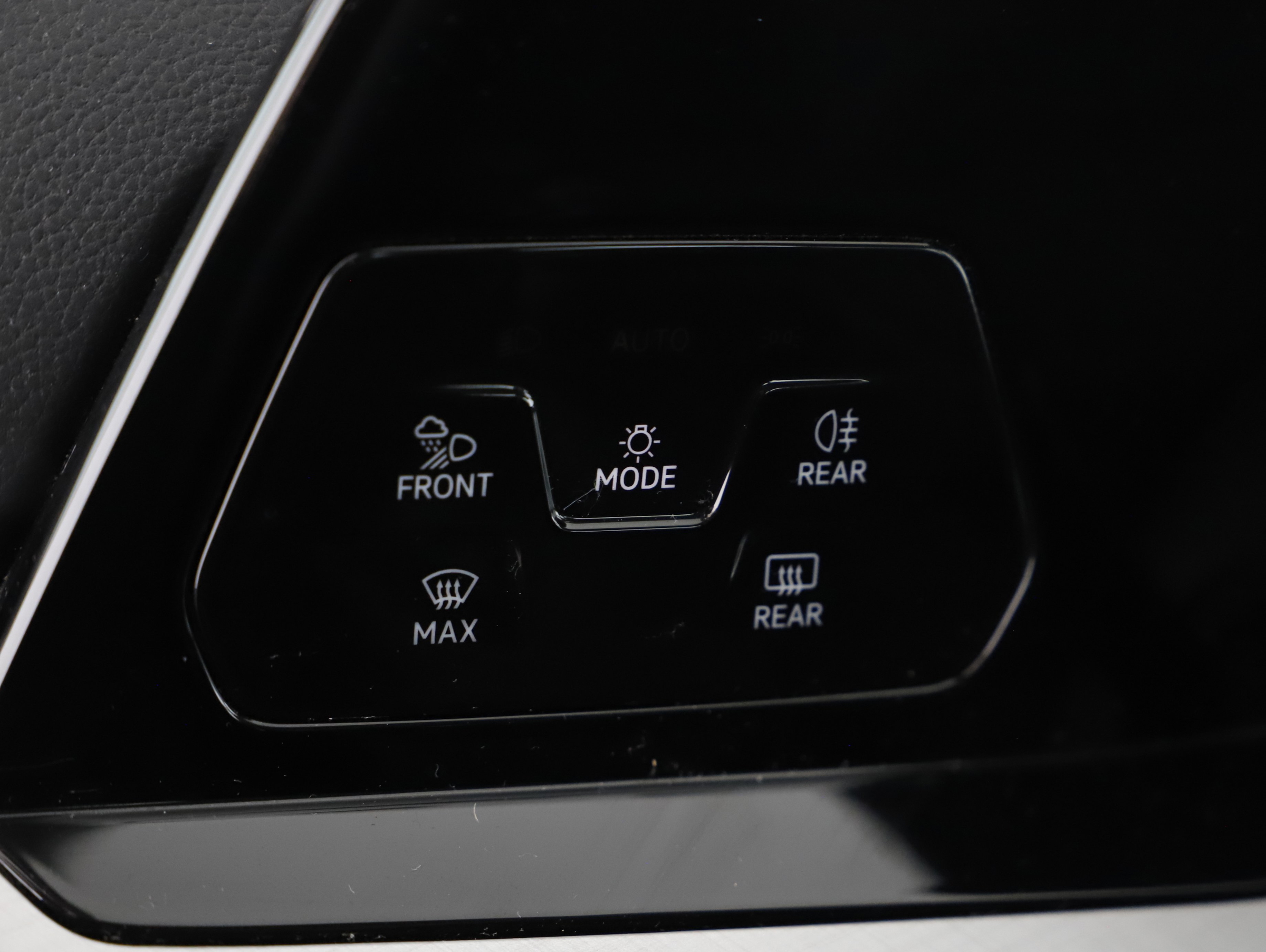 VW Golf VIII Variant 2.0 TDI Life | Bild 12 von 31