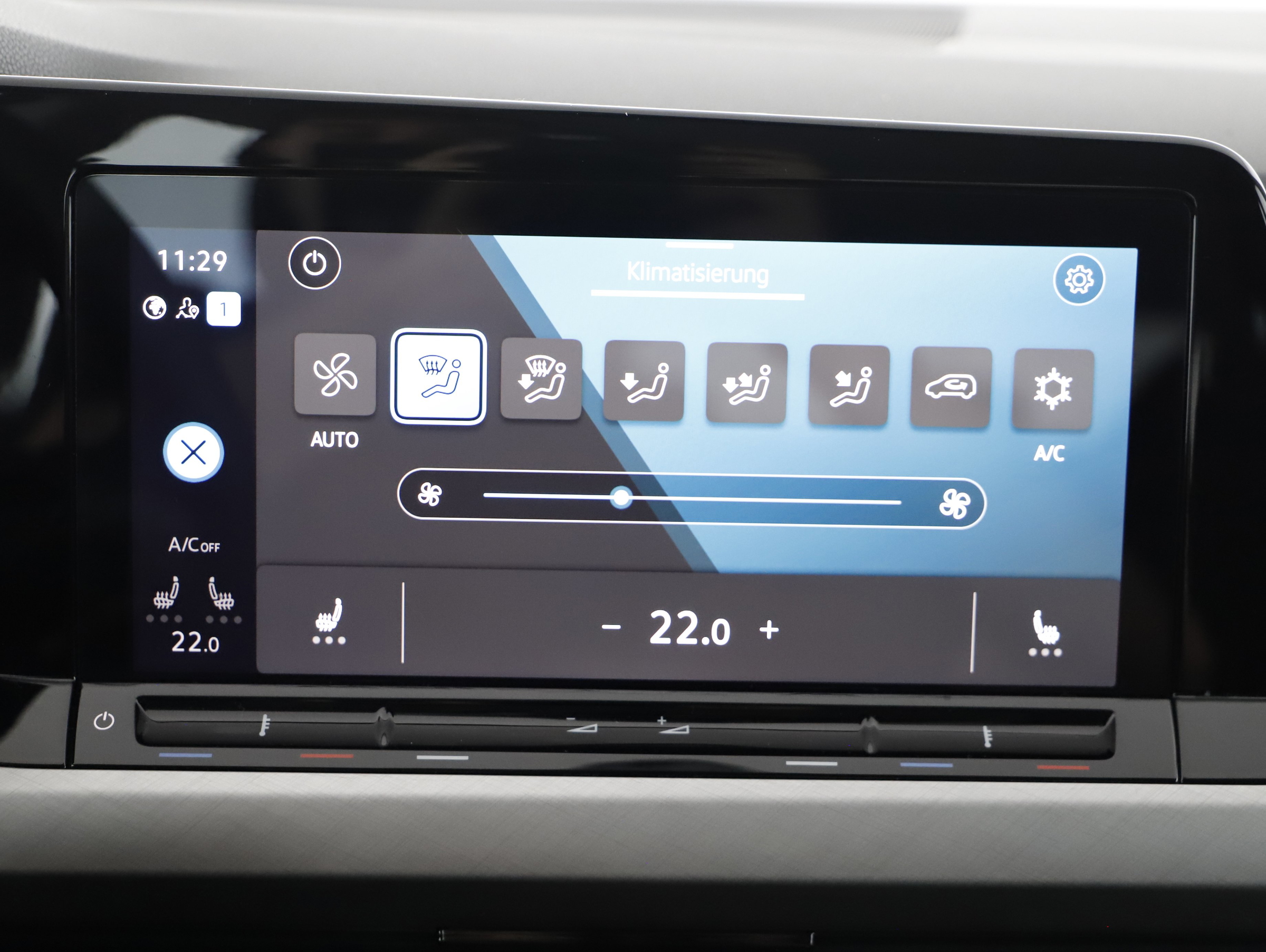 VW Golf VIII Variant 2.0 TDI Life | Bild 23 von 31