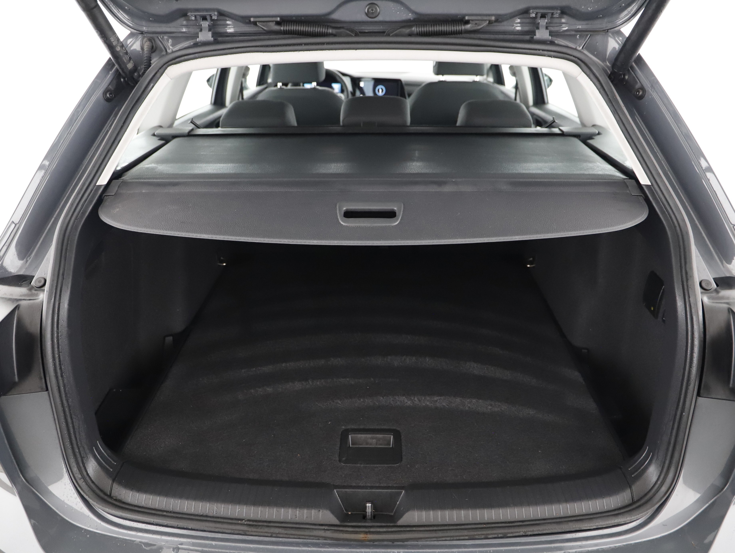 VW Golf VIII Variant 2.0 TDI Life | Bild 26 von 31