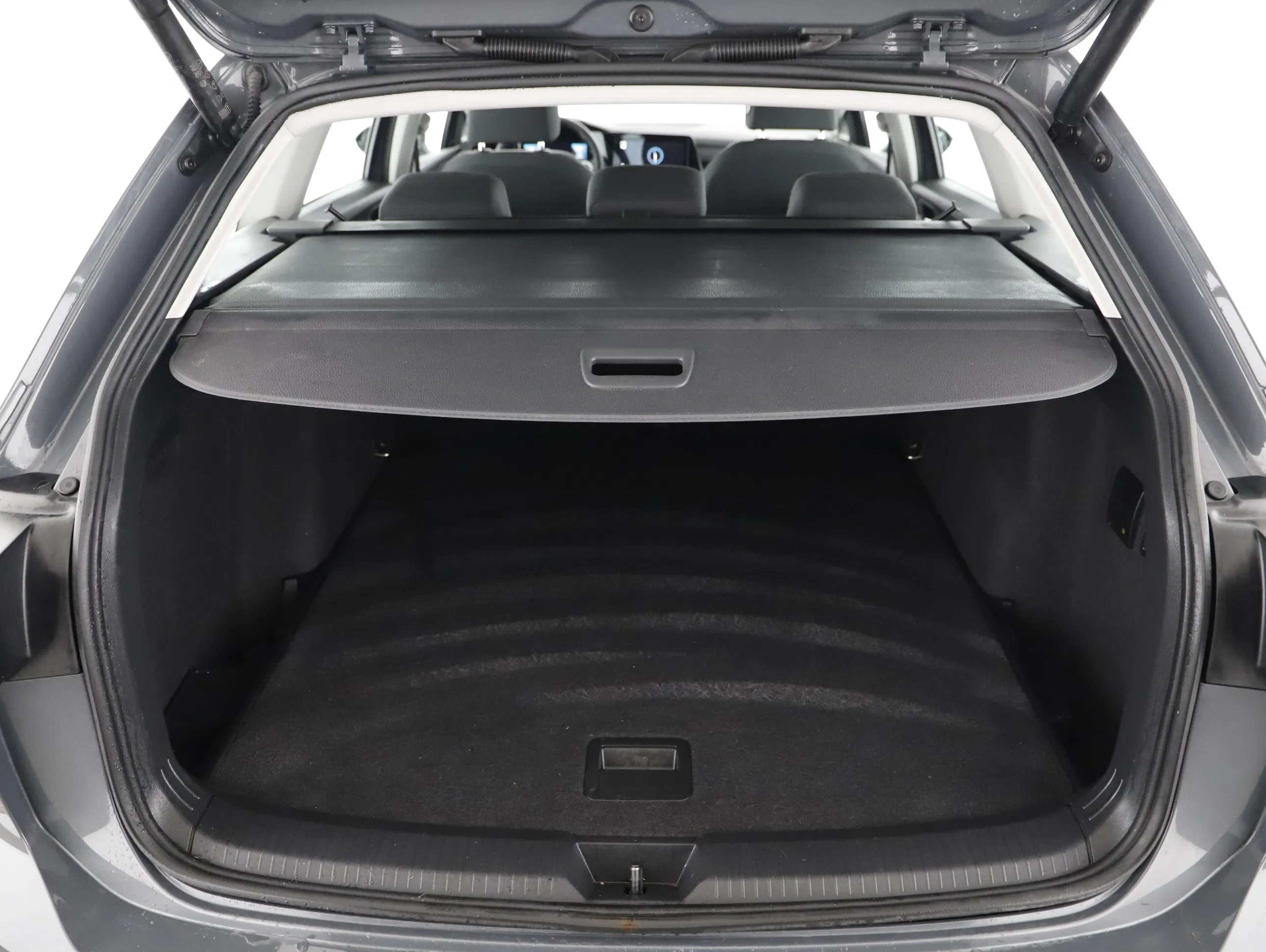 VW Golf VIII Variant 2.0 TDI Life | Bild 26 von 31