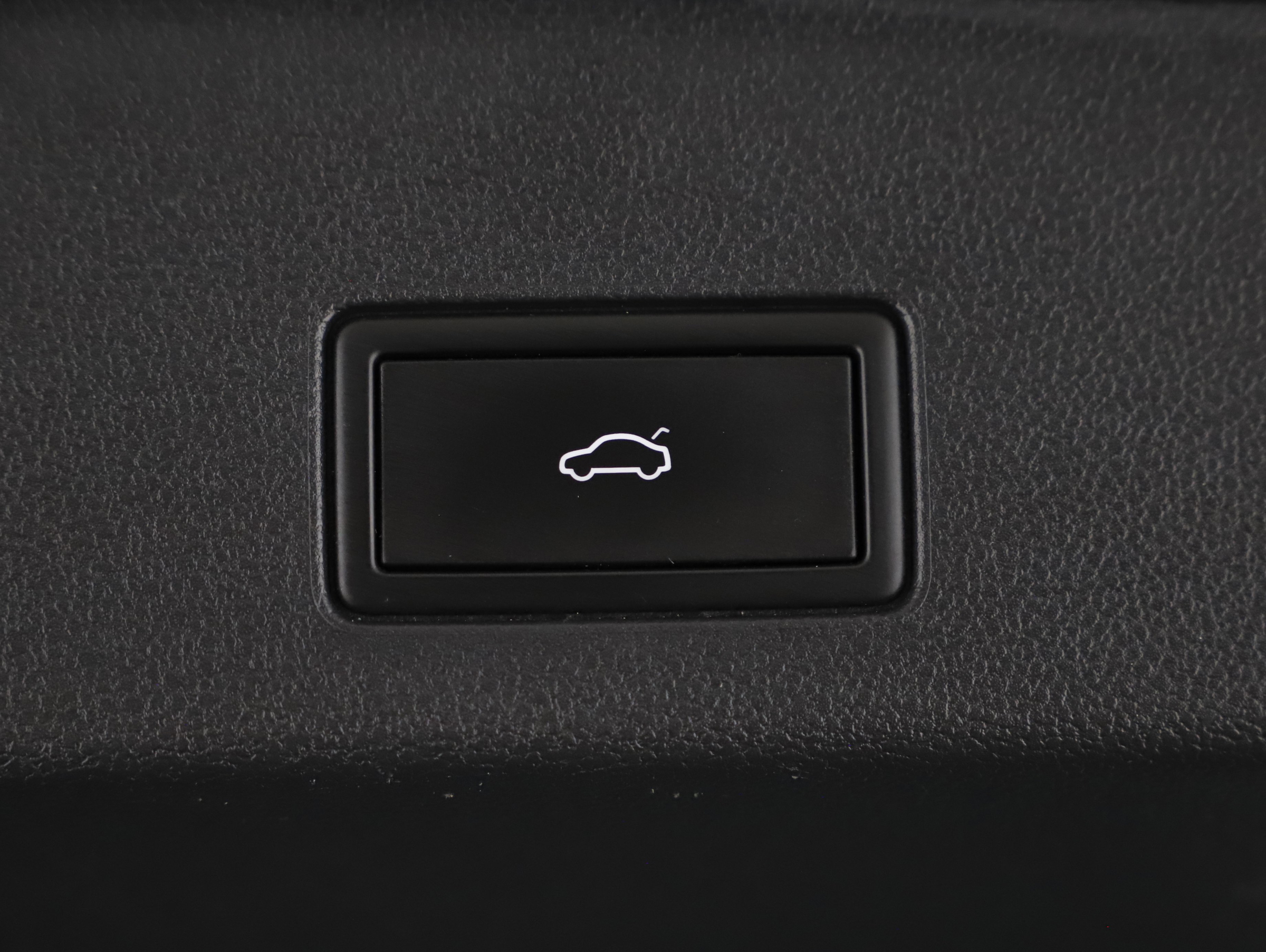 VW Golf VIII Variant 2.0 TDI Life | Bild 27 von 31