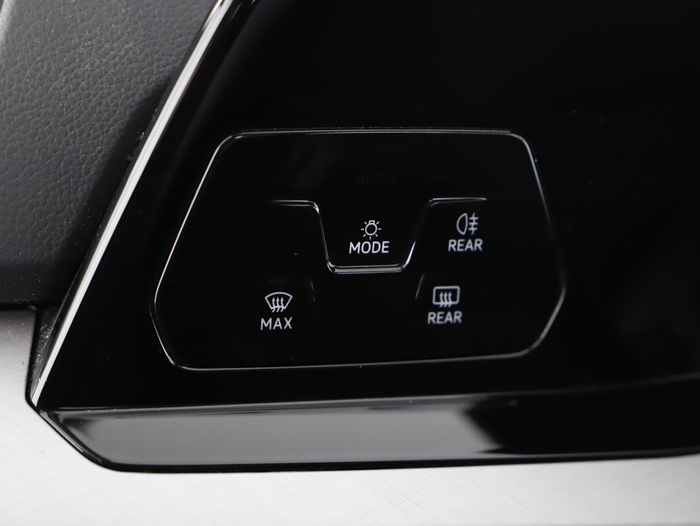 VW Golf VIII Variant 2.0 TDI Life | Bild 5 von 23