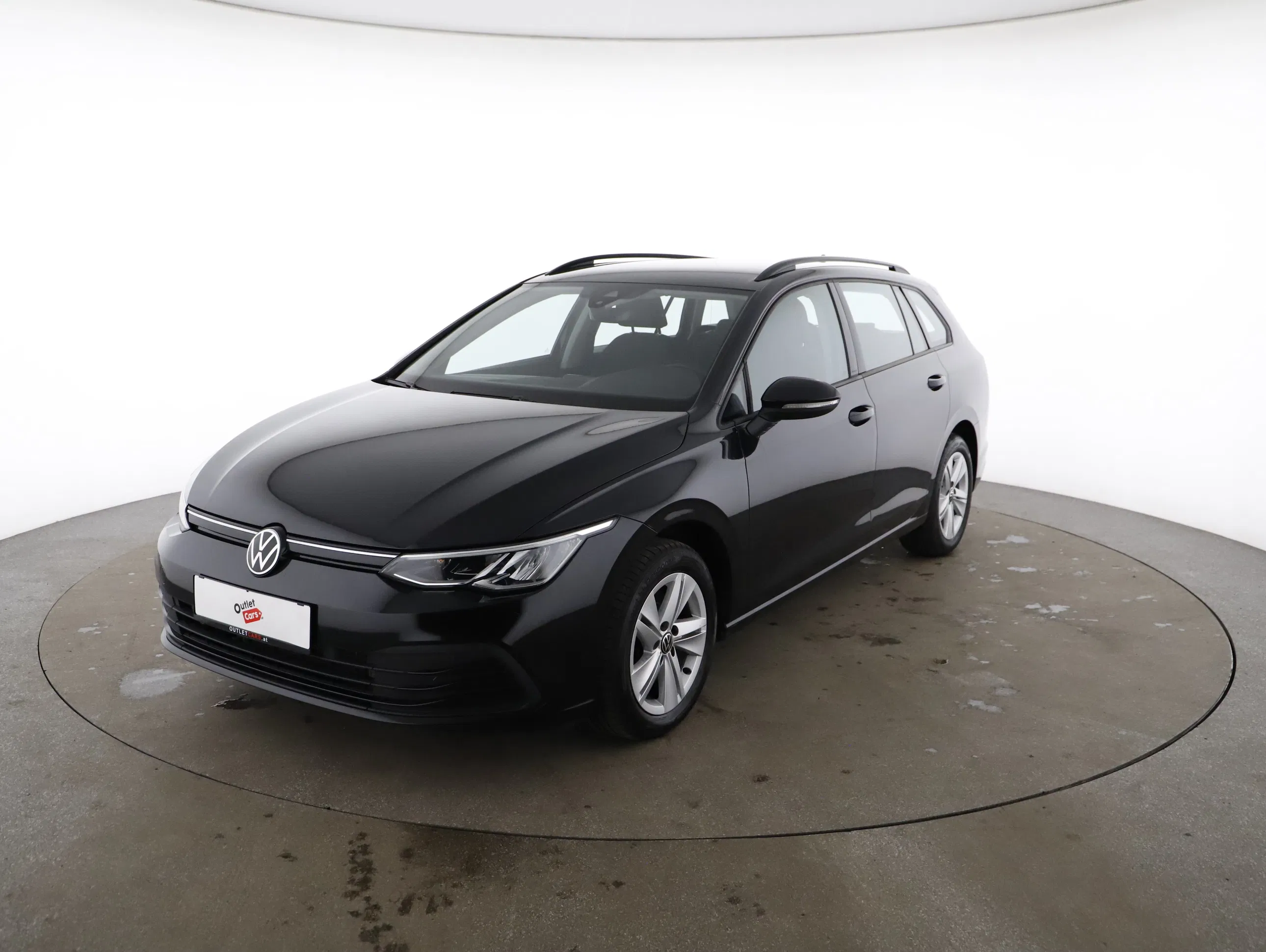 VW Golf VIII Variant 2.0 TDI Life | Bild 2 von 23