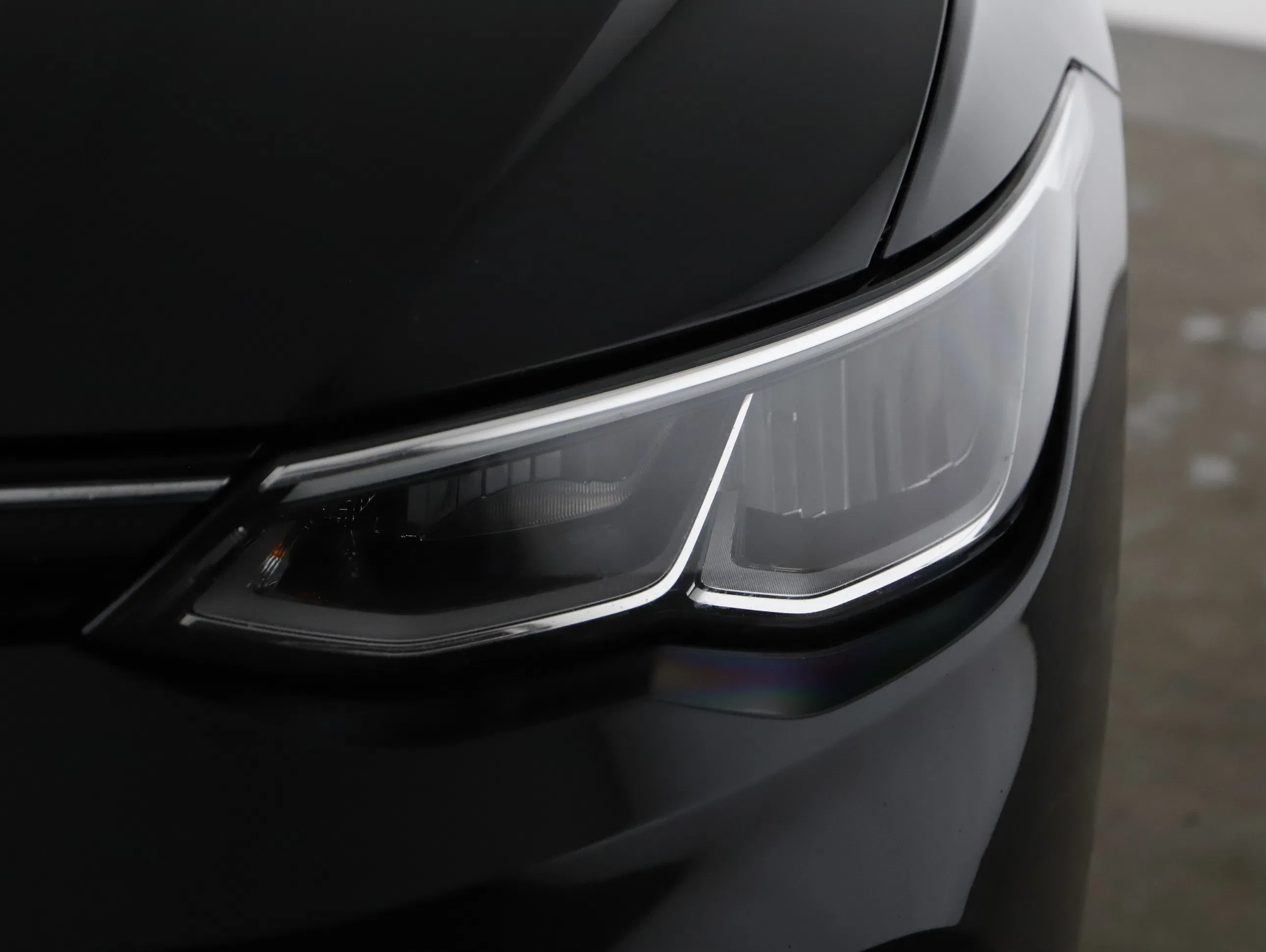 VW Golf VIII Variant 2.0 TDI Life | Bild 22 von 23