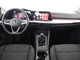 VW Golf VIII Variant 2.0 TDI Life | Thumbnail 12 von 23