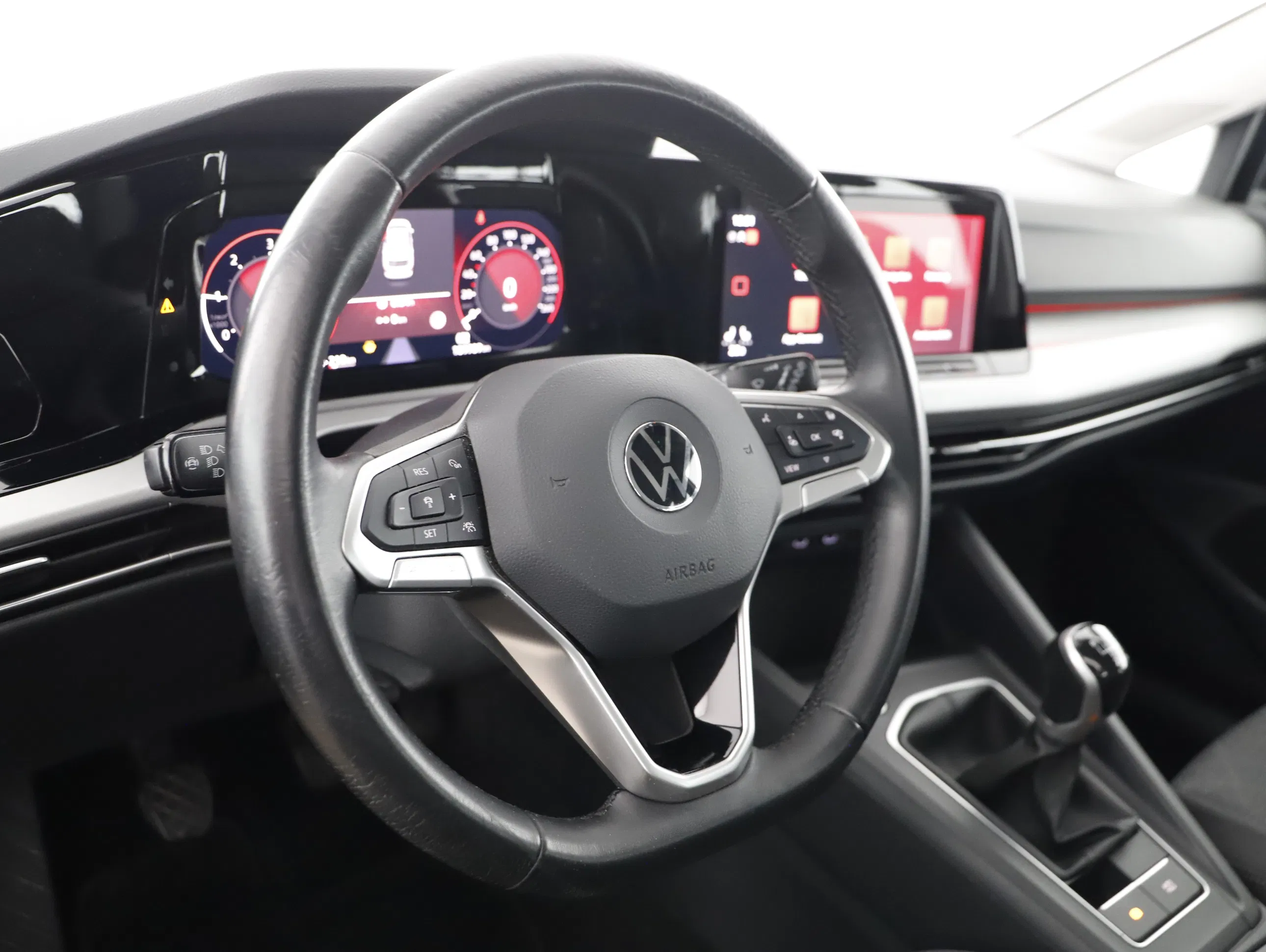 VW Golf VIII Variant 2.0 TDI Life | Bild 8 von 23