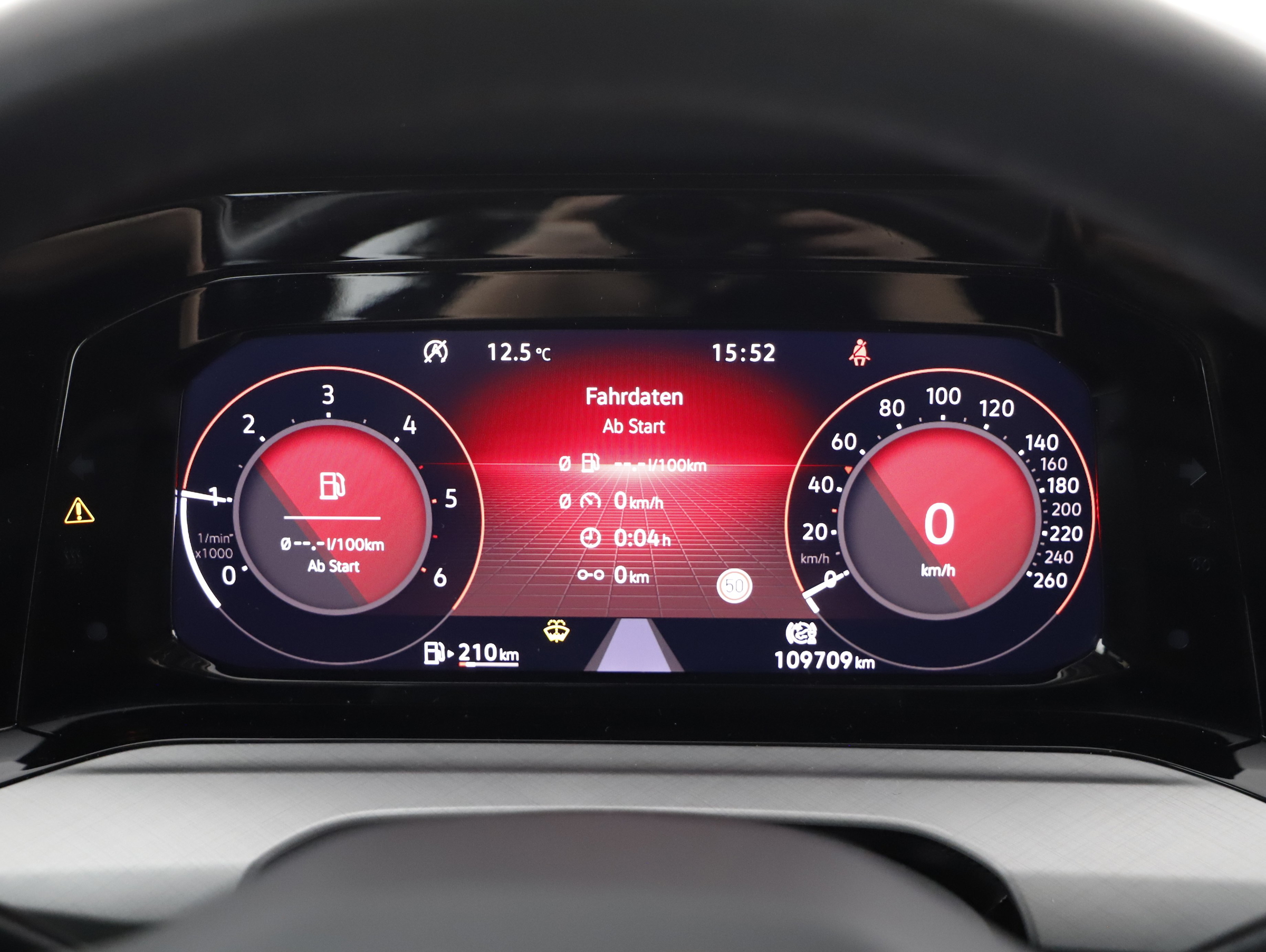 VW Golf VIII Variant 2.0 TDI Life | Bild 11 von 23