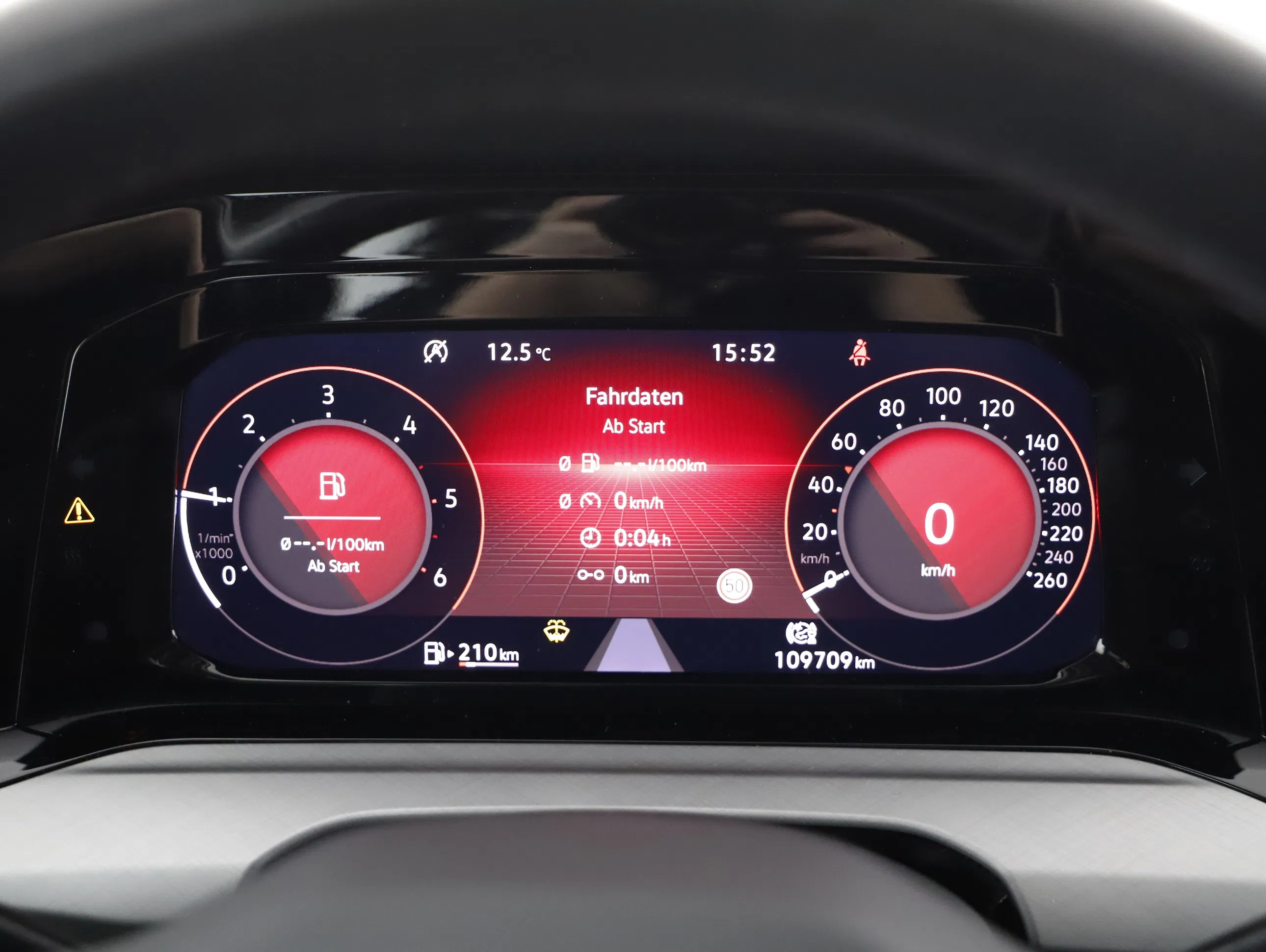 VW Golf VIII Variant 2.0 TDI Life | Bild 11 von 23