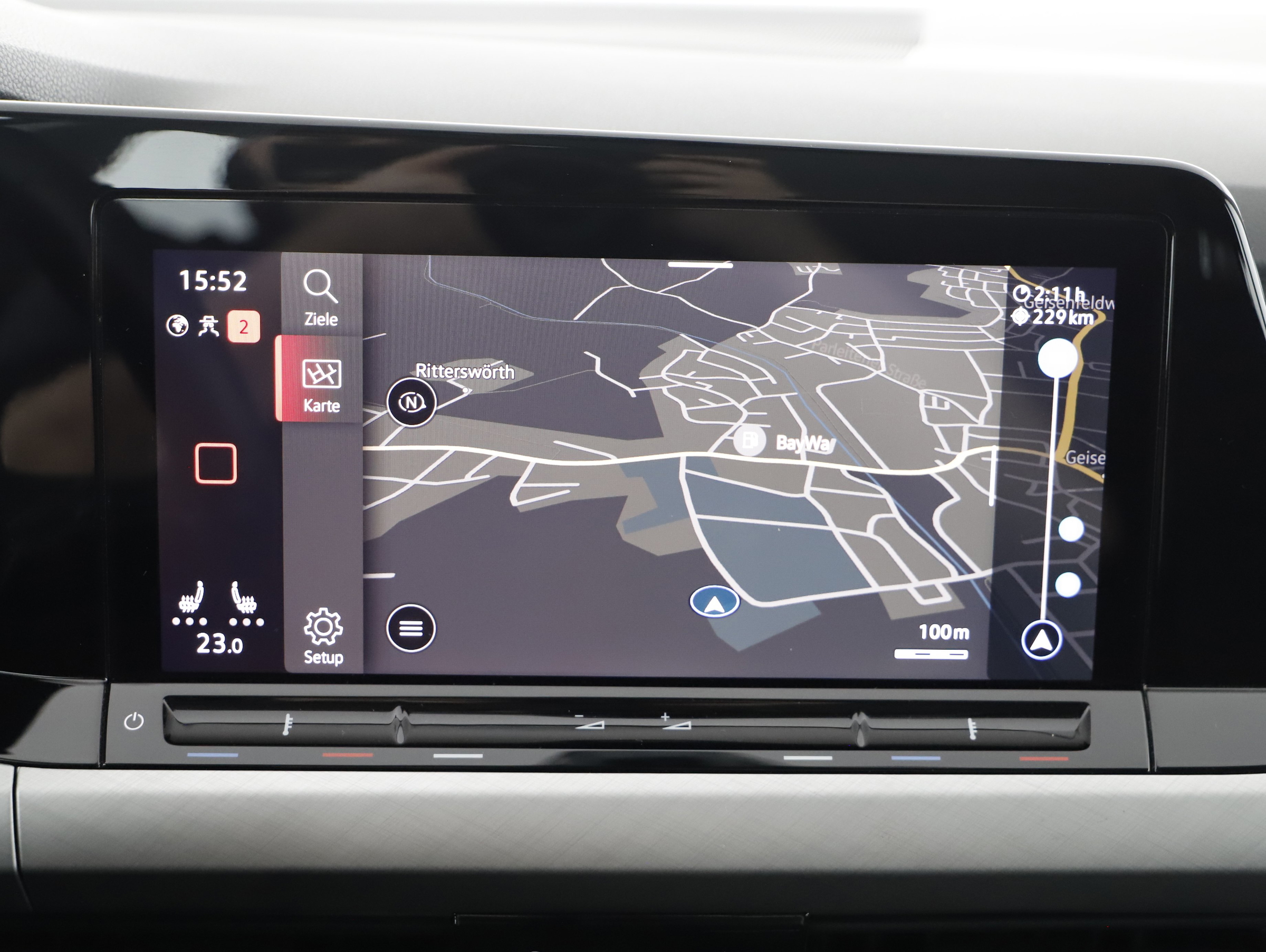 VW Golf VIII Variant 2.0 TDI Life | Bild 15 von 23