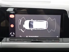 VW Golf VIII Variant 2.0 TDI Life | Thumbnail 16 von 23