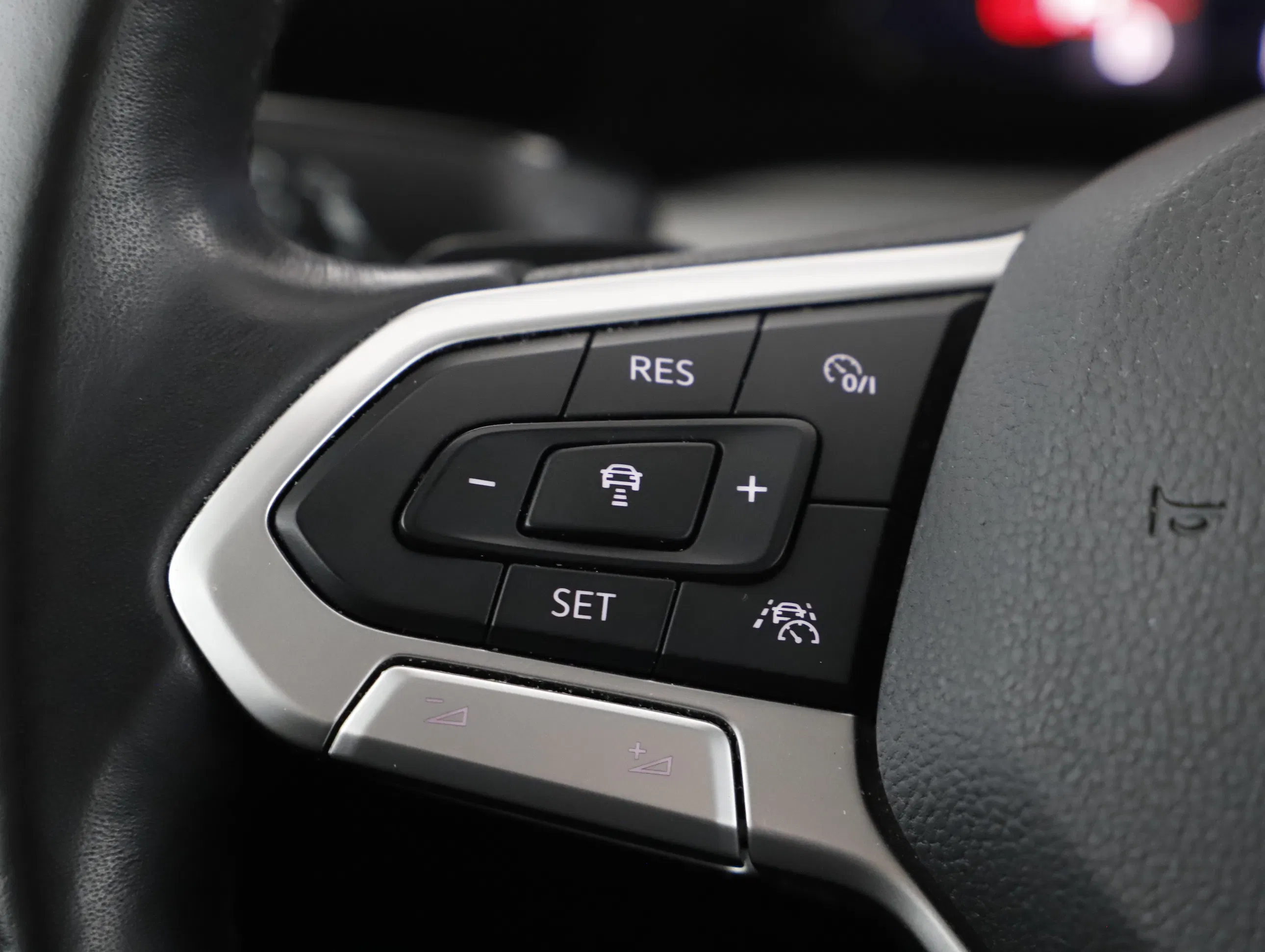 VW Golf VIII 2.0 TDI | Bild 11 von 21