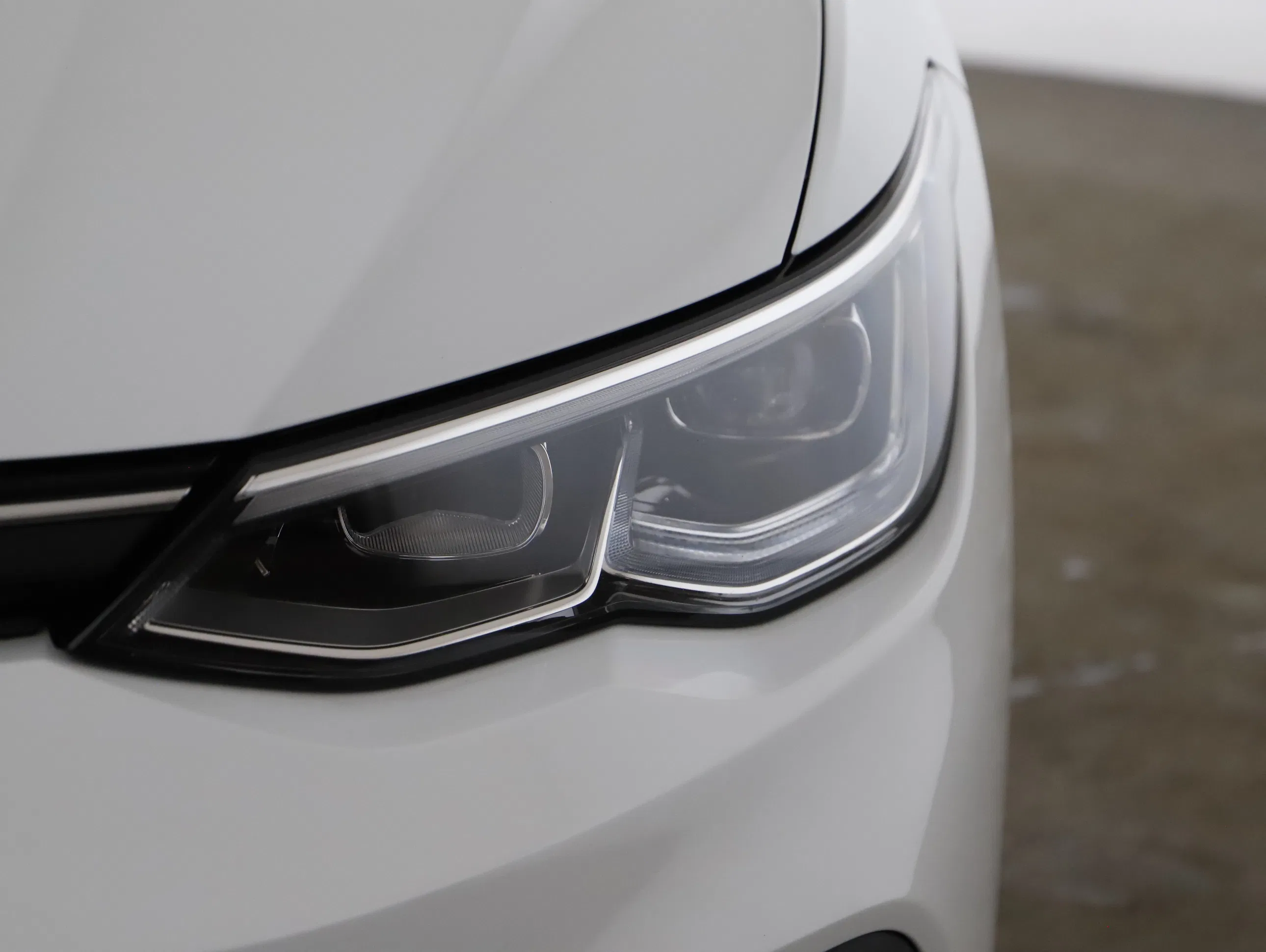VW Golf VIII Variant 2.0 TDI Life | Bild 21 von 23