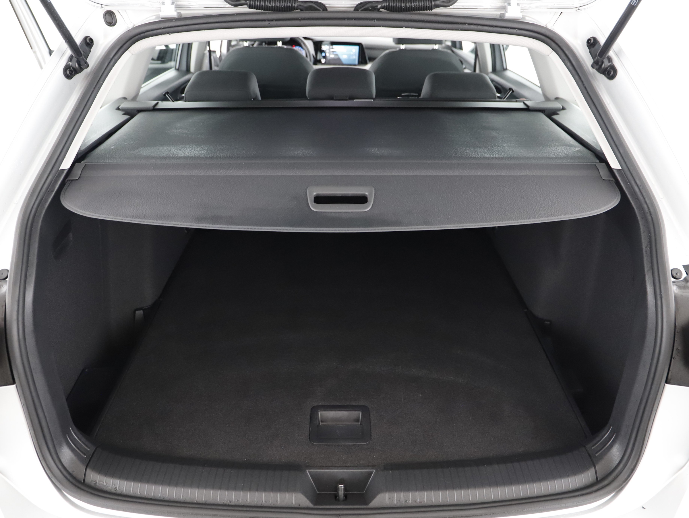 VW Golf Variant Life 2.0 TDI DSG | Bild 12 von 20