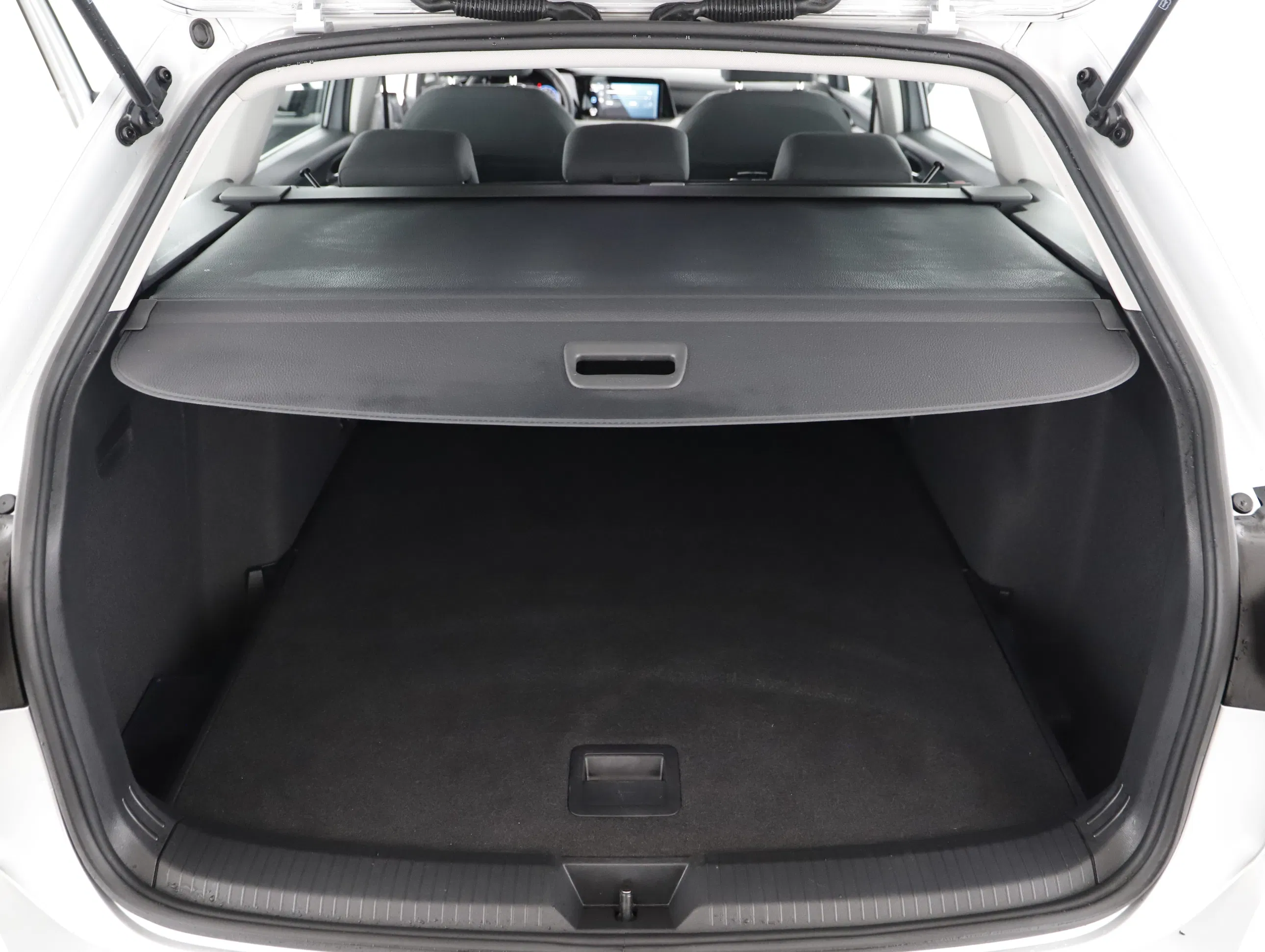 VW Golf Variant Life 2.0 TDI DSG | Bild 12 von 20