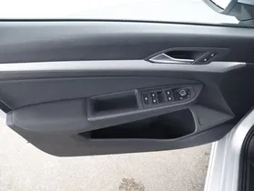 VW Golf Variant Life 2.0 TDI DSG | Thumbnail 15 von 20