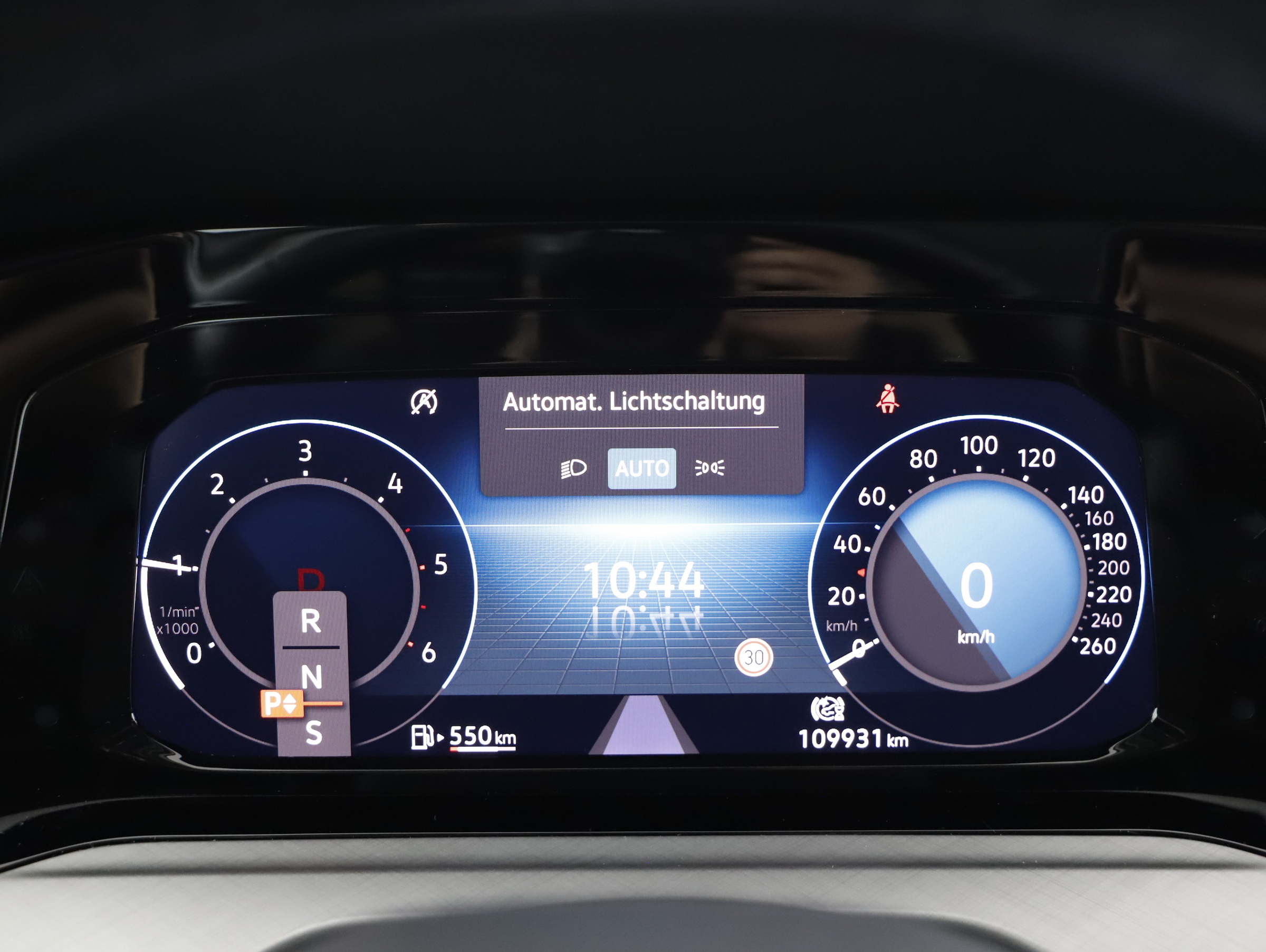 VW Golf Variant Life 2.0 TDI DSG | Bild 4 von 20