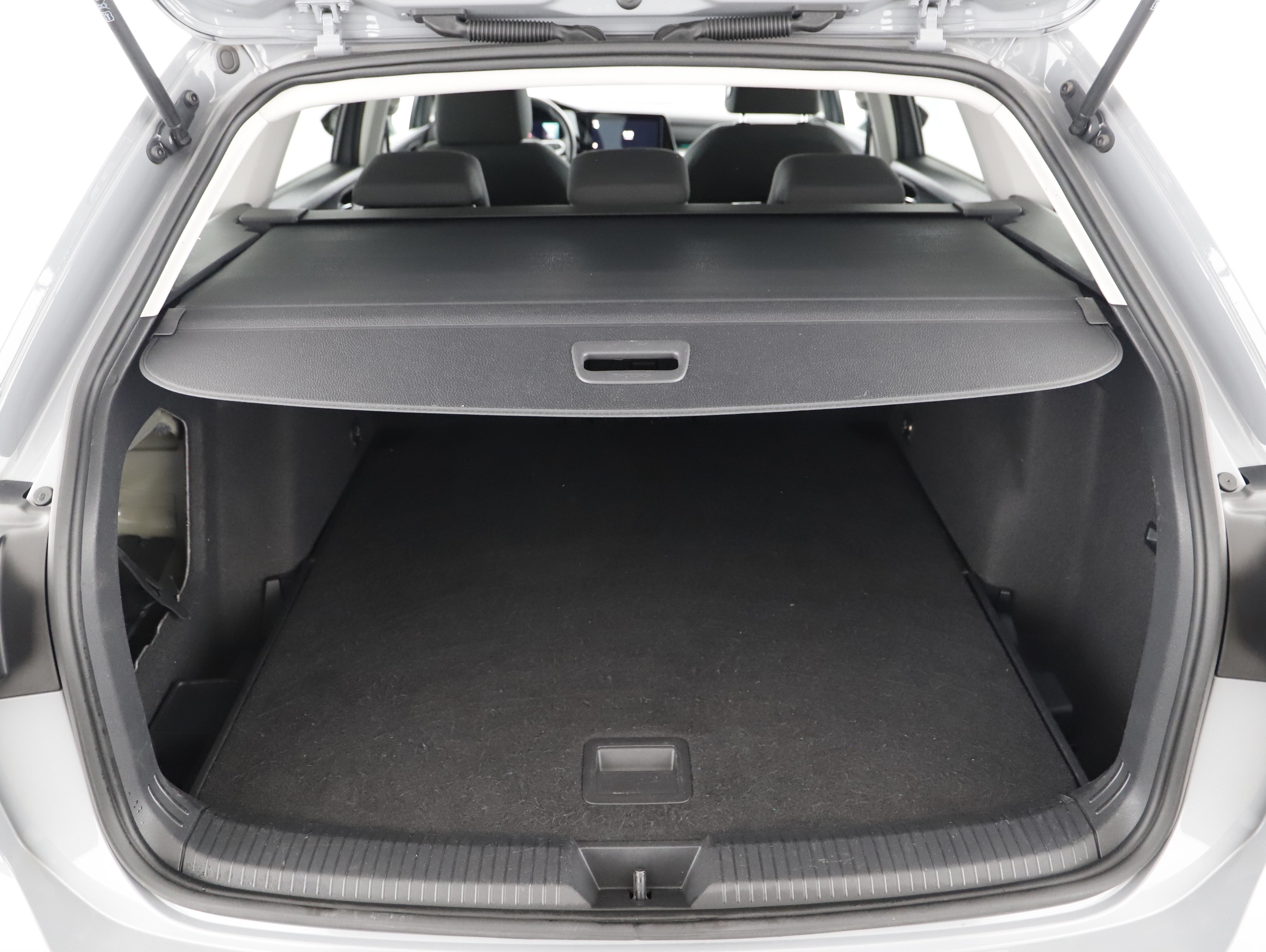 VW Golf VIII Var 2.0 TDI DSG Life | Bild 20 von 23