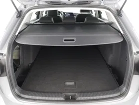 VW Golf VIII Var 2.0 TDI DSG Life | Thumbnail 20 von 23