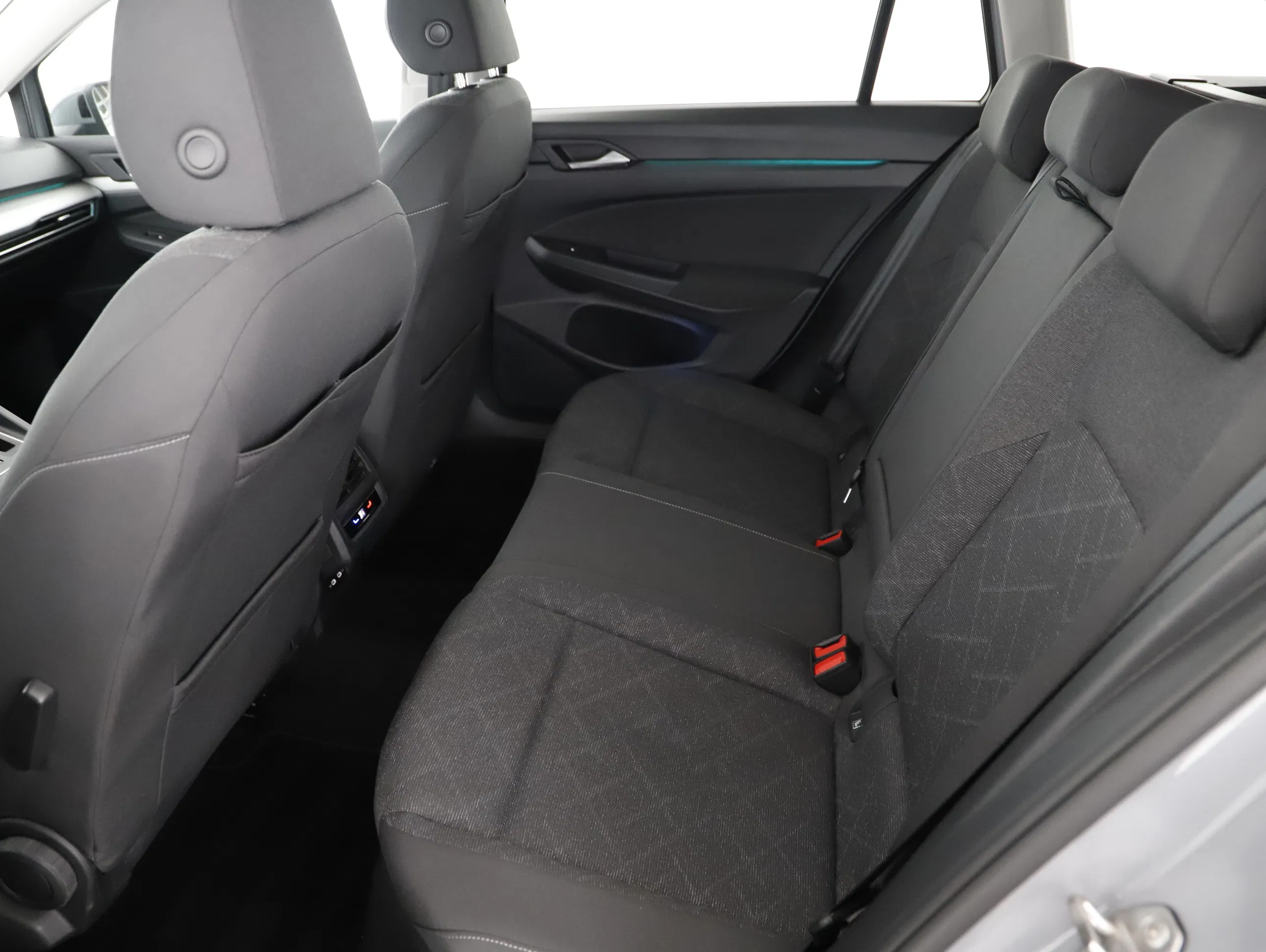 VW Golf VIII Var 2.0 TDI DSG Life | Bild 19 von 23