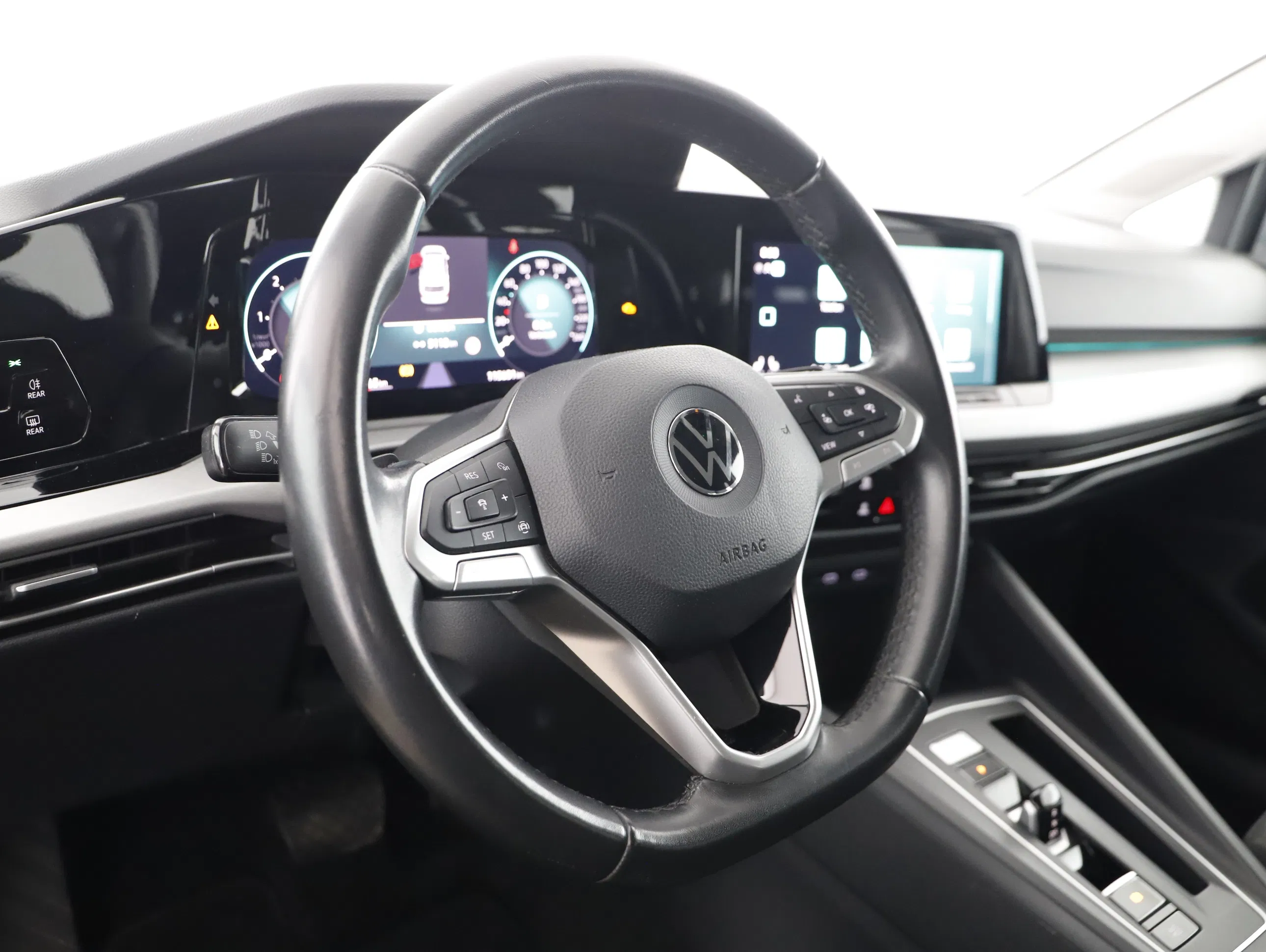 VW Golf VIII Var 2.0 TDI DSG Life | Bild 10 von 23